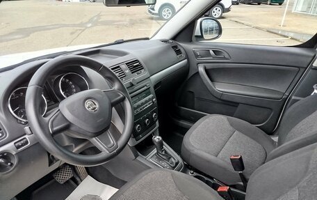 Skoda Yeti I рестайлинг, 2014 год, 880 000 рублей, 13 фотография
