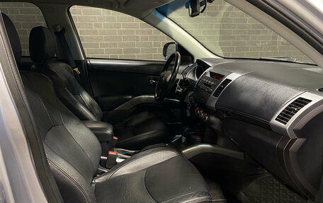 Mitsubishi Outlander III рестайлинг 3, 2012 год, 1 300 000 рублей, 9 фотография