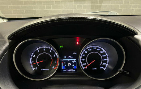 Mitsubishi Outlander III рестайлинг 3, 2012 год, 1 300 000 рублей, 20 фотография