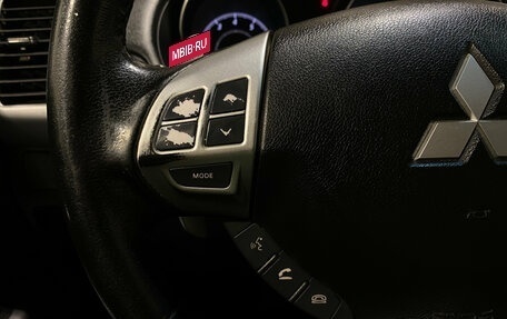 Mitsubishi Outlander III рестайлинг 3, 2012 год, 1 300 000 рублей, 16 фотография