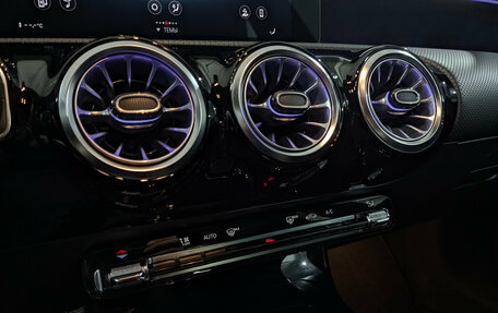 Mercedes-Benz CLA, 2021 год, 4 045 000 рублей, 27 фотография