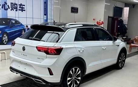 Volkswagen T-Roc I, 2022 год, 1 750 000 рублей, 6 фотография