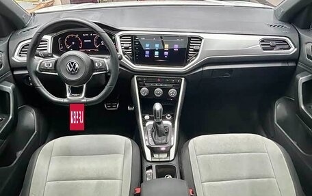 Volkswagen T-Roc I, 2022 год, 1 750 000 рублей, 8 фотография