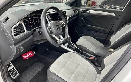 Volkswagen T-Roc I, 2022 год, 1 750 000 рублей, 7 фотография