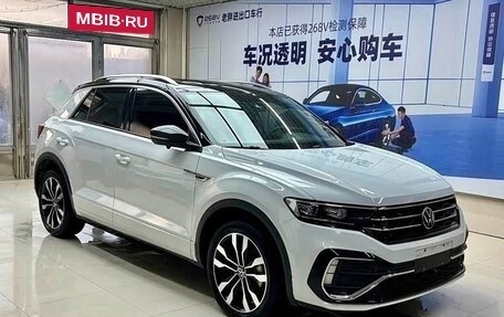 Volkswagen T-Roc I, 2022 год, 1 750 000 рублей, 3 фотография