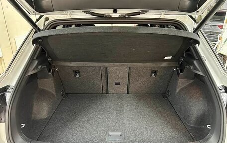 Volkswagen T-Roc I, 2022 год, 1 750 000 рублей, 24 фотография
