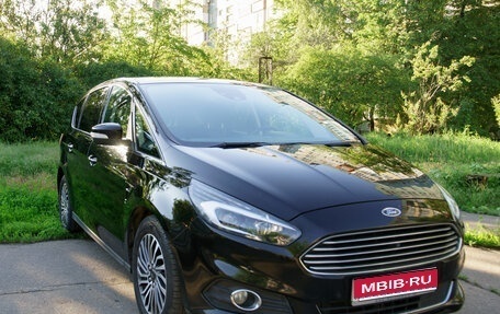 Ford S-MAX II, 2018 год, 1 430 000 рублей, 1 фотография