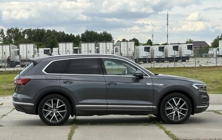Volkswagen Touareg III, 2021 год, 4 850 000 рублей, 5 фотография