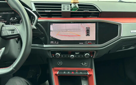 Audi Q3, 2023 год, 3 170 000 рублей, 10 фотография