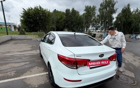 KIA Rio III рестайлинг, 2016 год, 930 000 рублей, 4 фотография