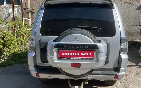 Mitsubishi Pajero IV, 2012 год, 1 650 000 рублей, 2 фотография