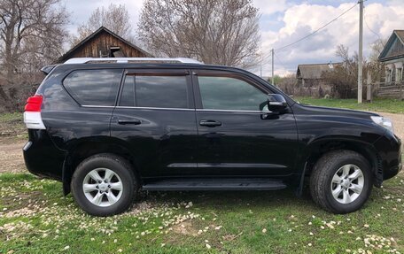 Toyota Land Cruiser Prado 150 рестайлинг 2, 2012 год, 2 700 000 рублей, 2 фотография