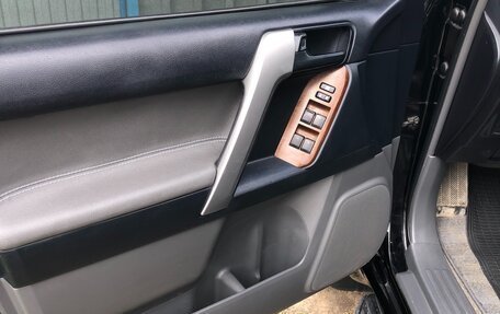 Toyota Land Cruiser Prado 150 рестайлинг 2, 2012 год, 2 700 000 рублей, 6 фотография