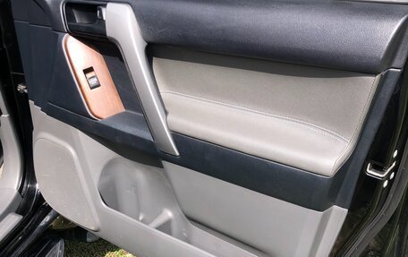 Toyota Land Cruiser Prado 150 рестайлинг 2, 2012 год, 2 700 000 рублей, 9 фотография