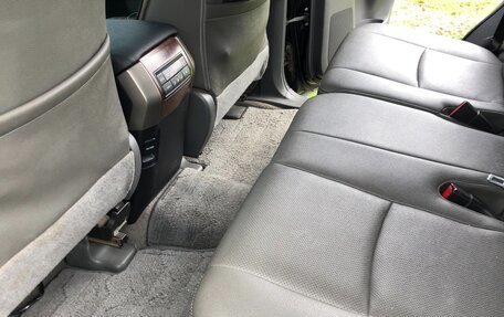 Toyota Land Cruiser Prado 150 рестайлинг 2, 2012 год, 2 700 000 рублей, 12 фотография