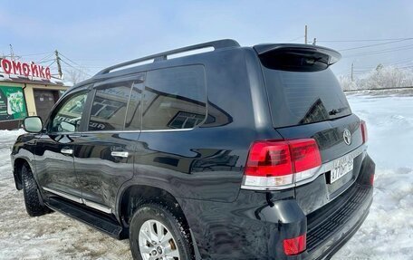 Toyota Land Cruiser 200, 2016 год, 5 000 000 рублей, 3 фотография