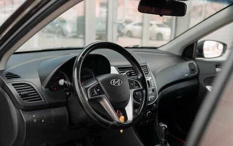 Hyundai Solaris II рестайлинг, 2015 год, 1 050 000 рублей, 11 фотография