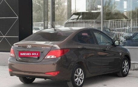 Hyundai Solaris II рестайлинг, 2015 год, 1 050 000 рублей, 5 фотография