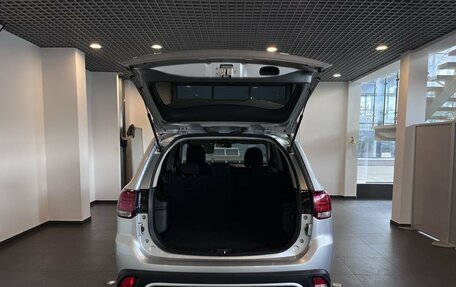 Mitsubishi Outlander III рестайлинг 3, 2021 год, 2 740 000 рублей, 34 фотография