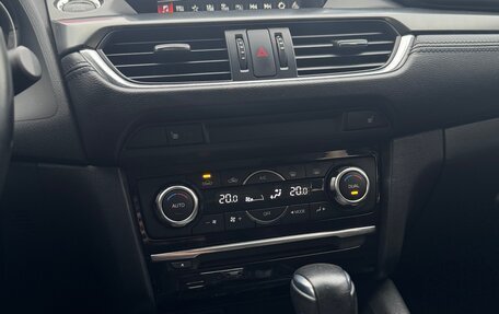 Mazda 6, 2016 год, 1 650 000 рублей, 13 фотография