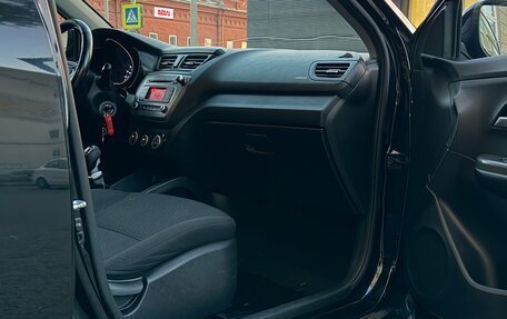 KIA Rio III рестайлинг, 2016 год, 860 000 рублей, 4 фотография