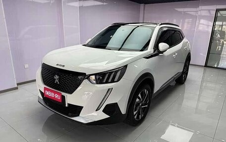 Peugeot 2008 II, 2022 год, 1 210 000 рублей, 1 фотография