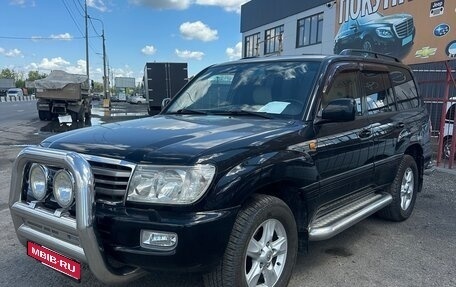 Toyota Land Cruiser 100 рестайлинг 2, 2005 год, 2 550 000 рублей, 1 фотография