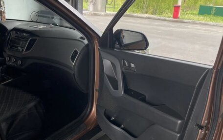 Hyundai Creta I рестайлинг, 2018 год, 1 550 000 рублей, 2 фотография