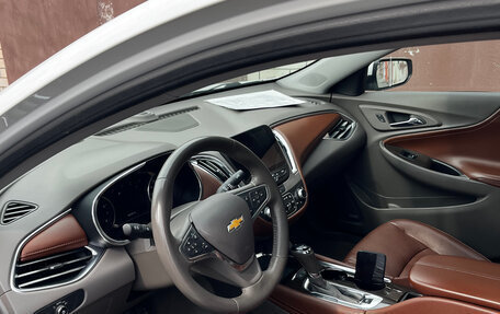 Chevrolet Malibu IX, 2017 год, 1 600 000 рублей, 6 фотография