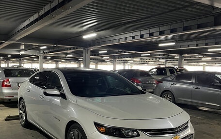Chevrolet Malibu IX, 2017 год, 1 600 000 рублей, 3 фотография