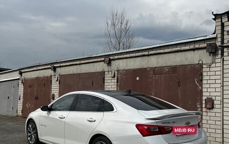 Chevrolet Malibu IX, 2017 год, 1 600 000 рублей, 2 фотография