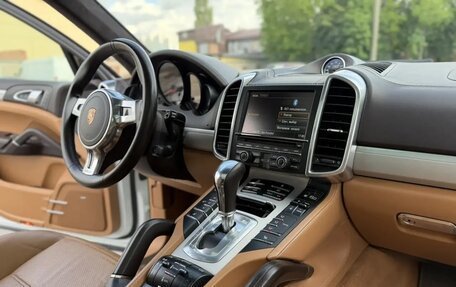 Porsche Cayenne III, 2012 год, 2 970 000 рублей, 15 фотография