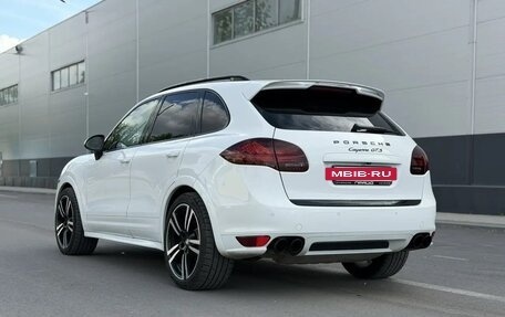 Porsche Cayenne III, 2012 год, 2 970 000 рублей, 10 фотография