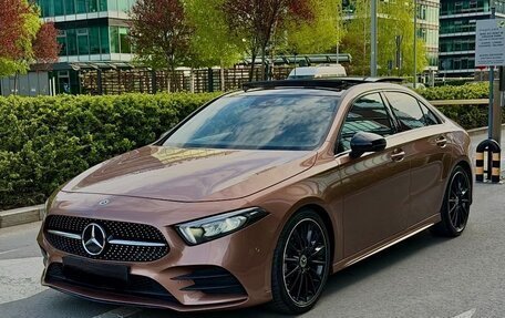 Mercedes-Benz A-Класс, 2023 год, 2 370 000 рублей, 2 фотография