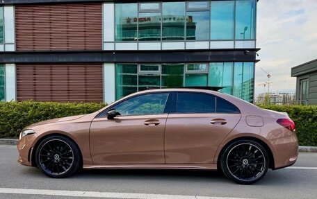 Mercedes-Benz A-Класс, 2023 год, 2 370 000 рублей, 5 фотография