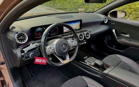 Mercedes-Benz A-Класс, 2023 год, 2 370 000 рублей, 9 фотография