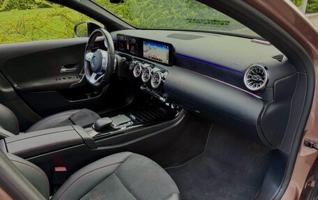 Mercedes-Benz A-Класс, 2023 год, 2 370 000 рублей, 13 фотография