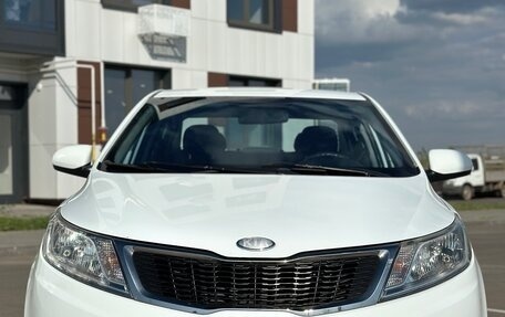 KIA Rio III рестайлинг, 2013 год, 730 000 рублей, 2 фотография
