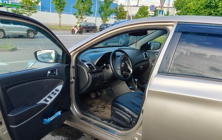 Hyundai Solaris II рестайлинг, 2011 год, 710 000 рублей, 10 фотография