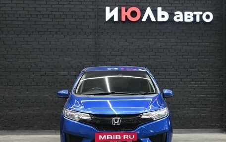 Honda Fit III, 2016 год, 880 000 рублей, 2 фотография