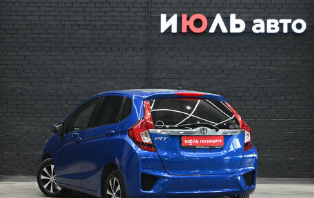 Honda Fit III, 2016 год, 880 000 рублей, 4 фотография