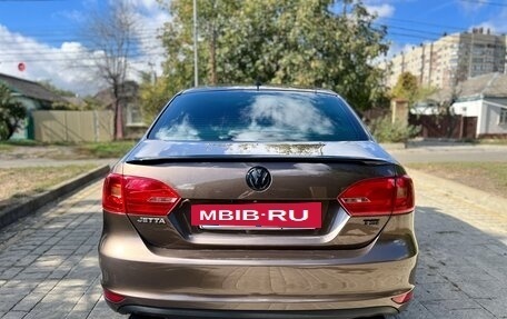 Volkswagen Jetta VI, 2011 год, 970 000 рублей, 4 фотография