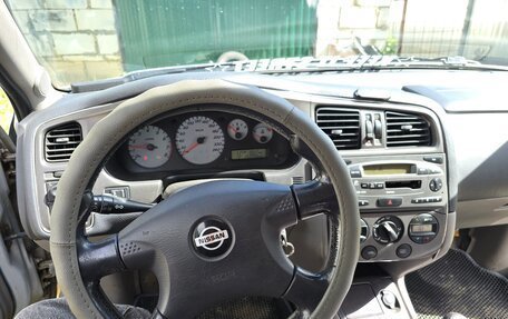 Nissan Primera II рестайлинг, 2001 год, 199 000 рублей, 8 фотография