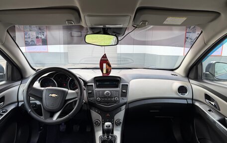 Chevrolet Cruze II, 2011 год, 450 000 рублей, 9 фотография