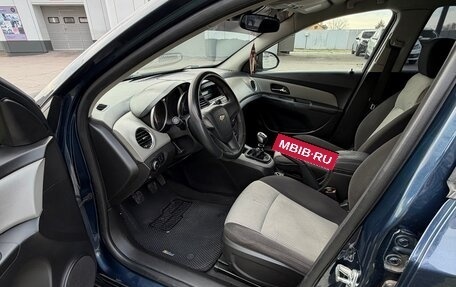 Chevrolet Cruze II, 2011 год, 450 000 рублей, 10 фотография
