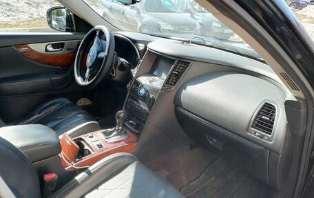 Infiniti QX70, 2015 год, 2 350 000 рублей, 11 фотография