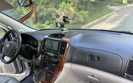KIA Carnival III, 2008 год, 840 000 рублей, 6 фотография