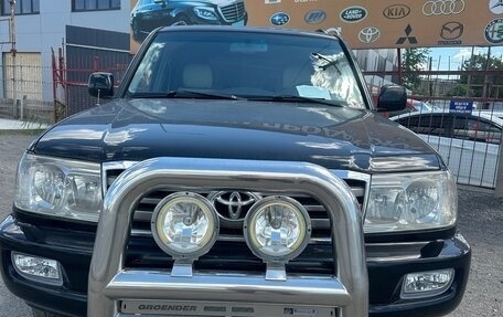 Toyota Land Cruiser 100 рестайлинг 2, 2005 год, 2 550 000 рублей, 10 фотография