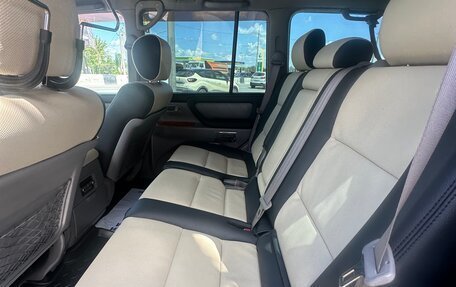 Toyota Land Cruiser 100 рестайлинг 2, 2005 год, 2 550 000 рублей, 18 фотография