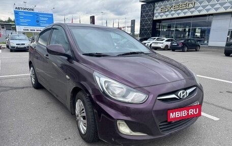 Hyundai Solaris II рестайлинг, 2011 год, 535 000 рублей, 3 фотография